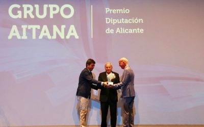 Carlos Mazón entrega al Grupo Aitana de Calp el ‘Premio Diputación de Alicante’ de AEFA