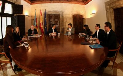 La Diputación de Alicante y la Generalitat acuerdan crear por decreto la Comisión Bilateral de trabajo que será permanente y flexible