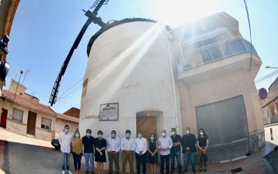 La Diputación subvencionará con más de 20.000 euros la renovación de las aspas del molino de Cox